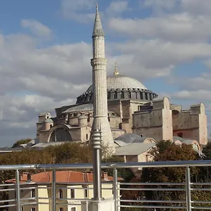 Ares Estambul